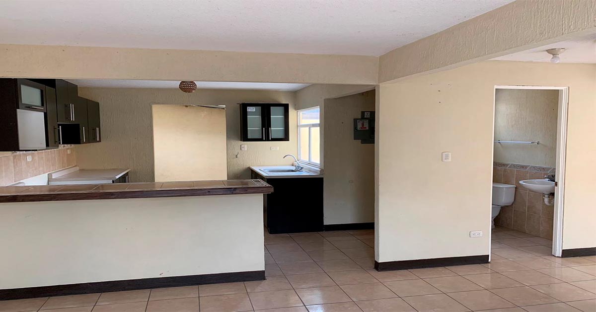 Venta de Casa o Casas, Terrenos, Propiedades, Apartamentos, Inmuebles en Guatemala, zona 11, zona 7, zona 2, zona 18, zona 16, Mixco, Carretera Al Salvador, Fraijanes, Santa Catarina Pinula, Antigua Guatemala, Villa Nueva, Villa Canales, San Miguel Petapa - Venta o Alquiler de Casas En Guatemala